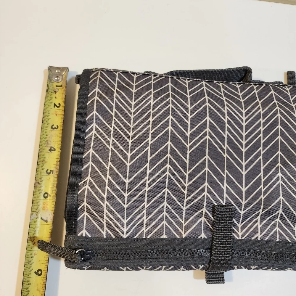 SKIP HOP gray Changing Diapers pad storage luggage
